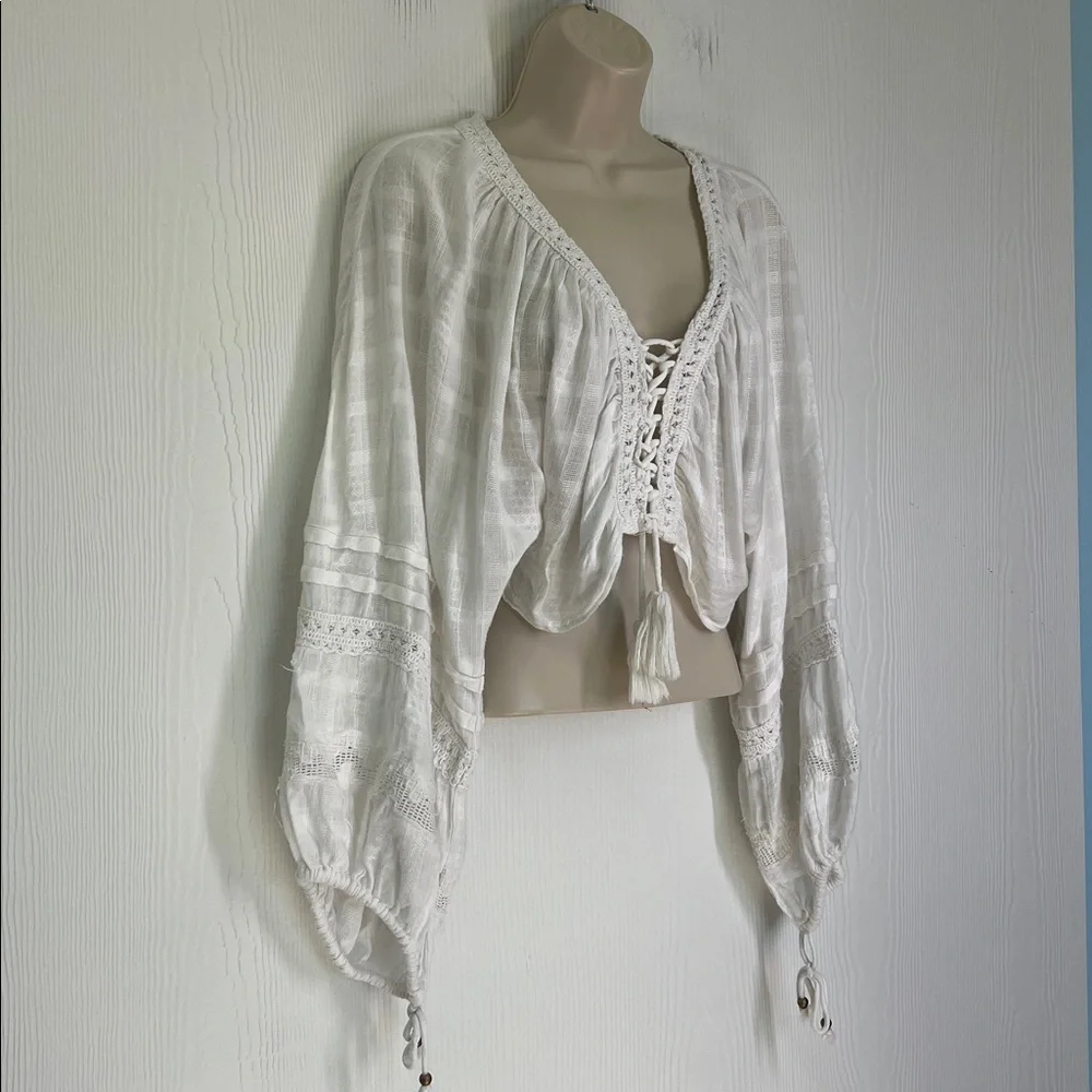 Free People - Paloma Ivory Lace Up Long Sleeve Lightweight Crop Blouse Size XS